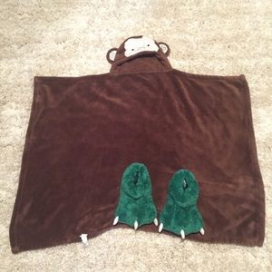 Hooded monkey blanket and monster feet slippers